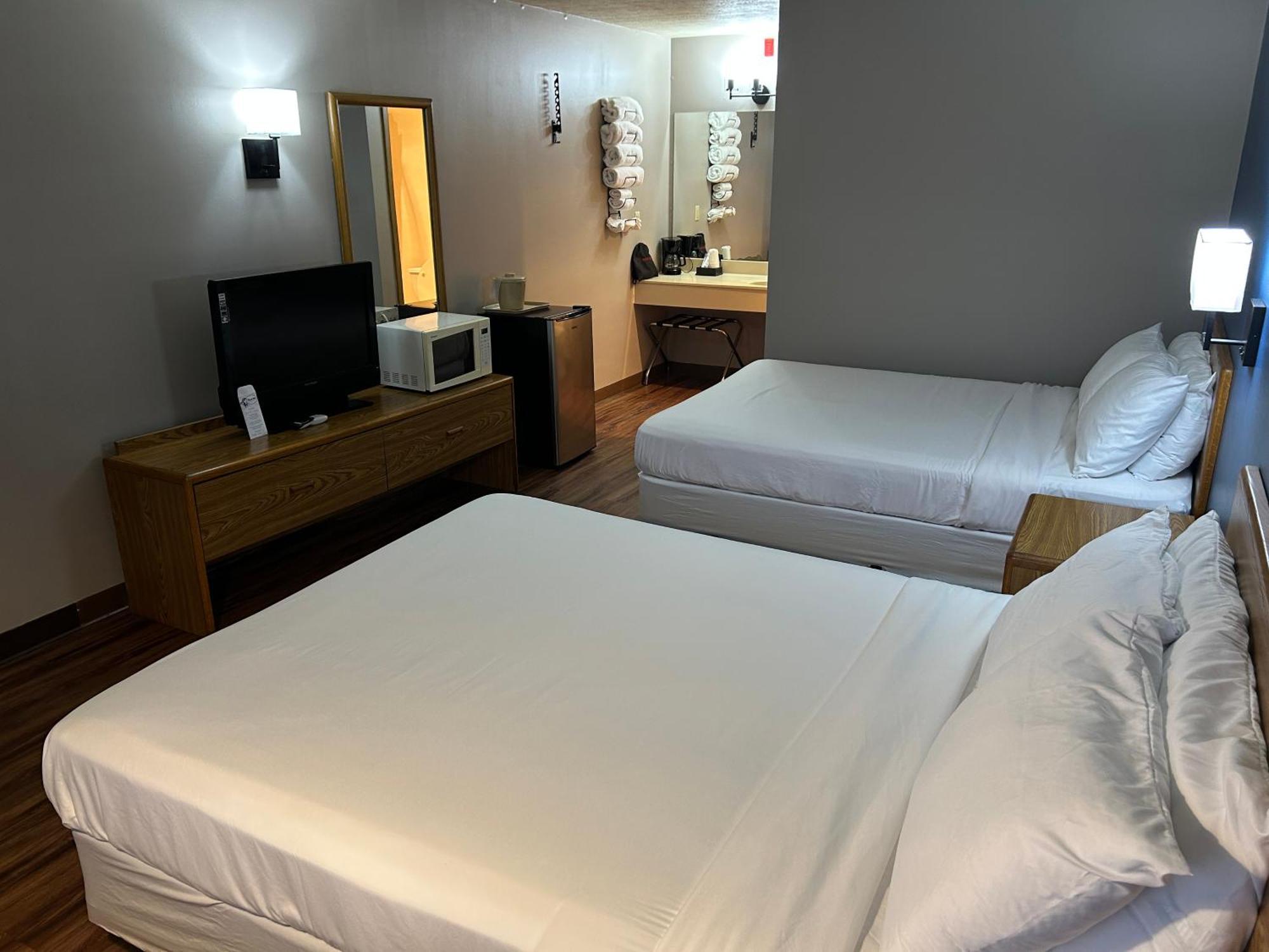 Valley Inn And Suites French Lick Esterno foto