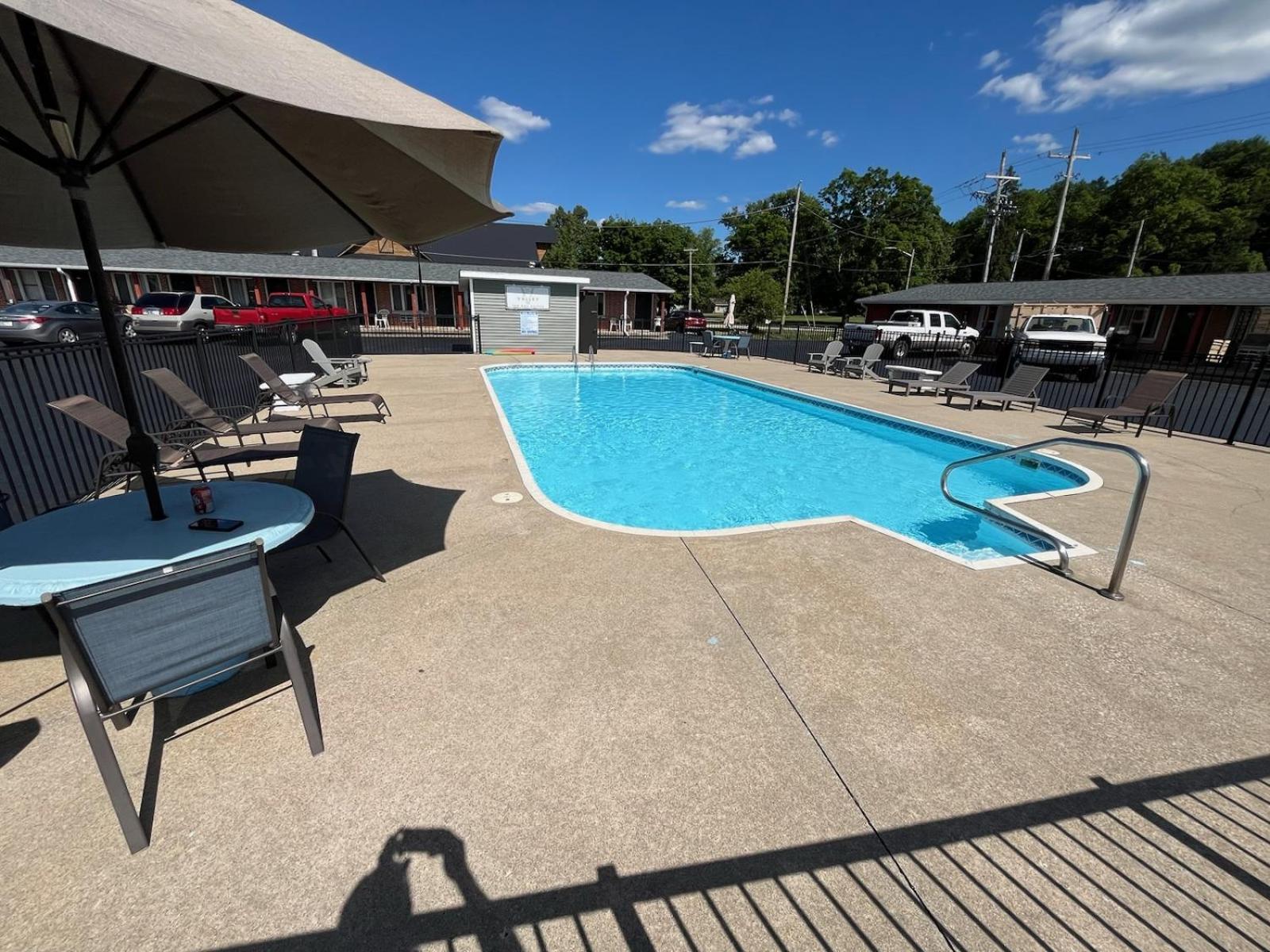 Valley Inn And Suites French Lick Esterno foto